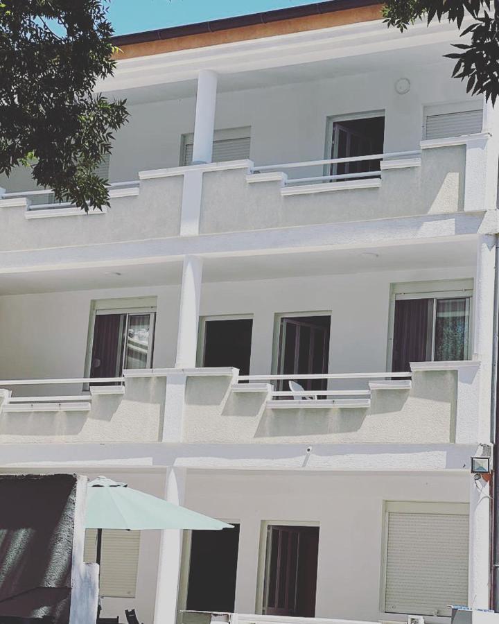 Babulje Lägenhet Ulcinj Exteriör bild